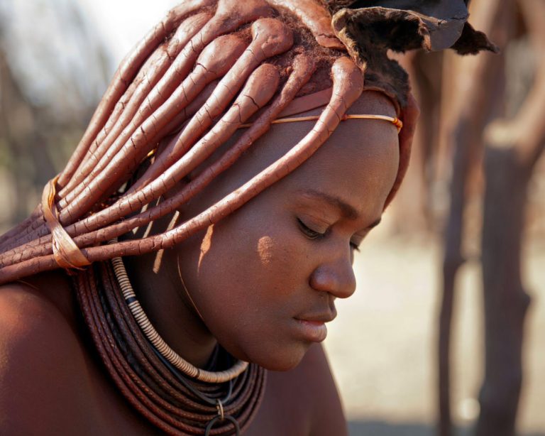 Epupa falls - Himba woman